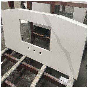 Kúpeľňová toaleta Calacatta Quartz